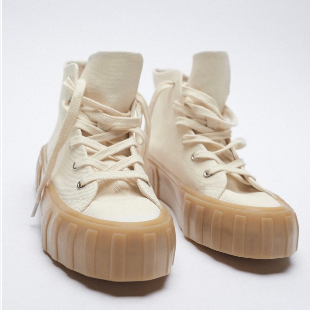 NWT ZARA High Top Sneakers